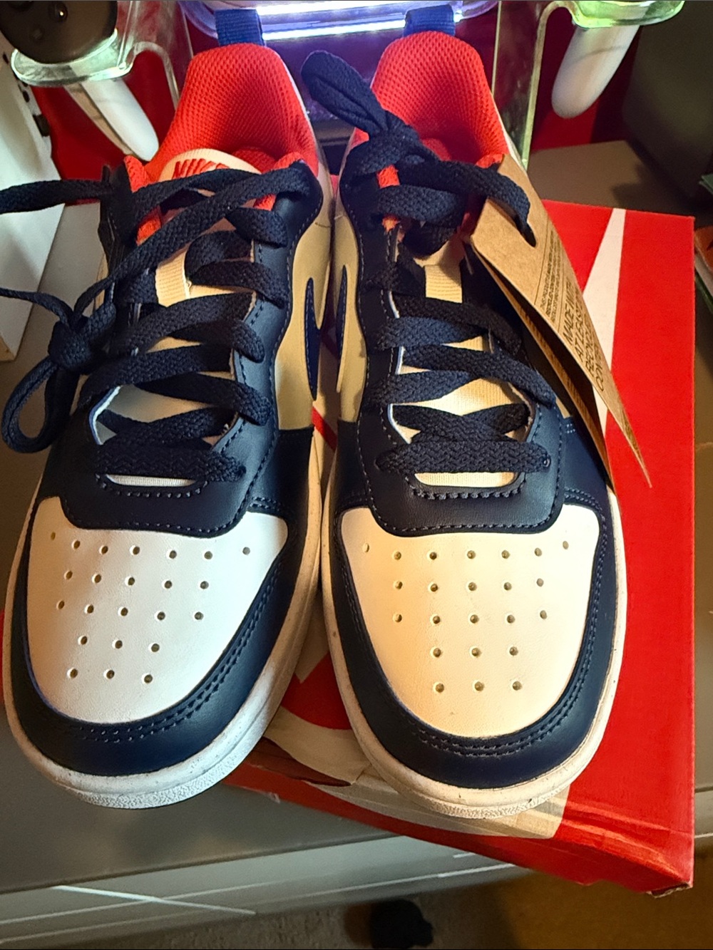 Nike Kids Low-Top Sneakers in White, Navy and Red